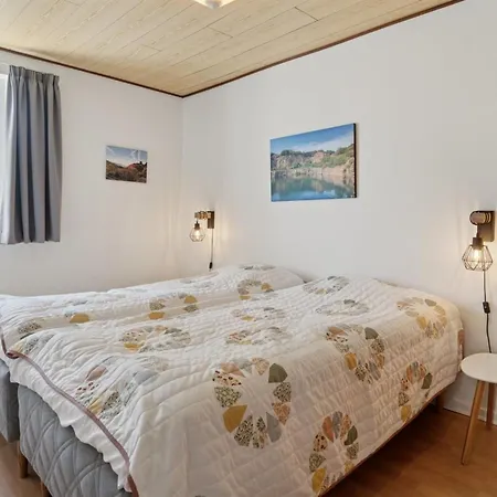Felicia - 200m From The Sea By Interhome Apartment