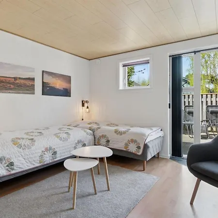 Felicia - 200m From The Sea By Interhome Apartment Nexo